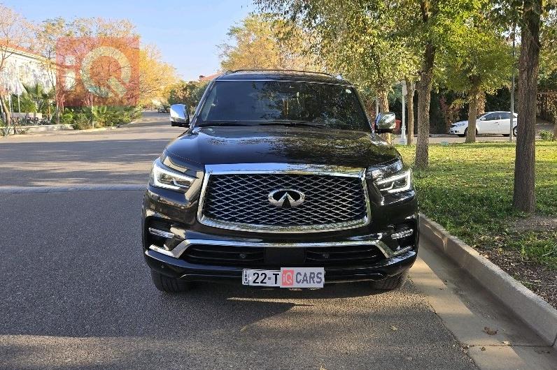 Infiniti QX80